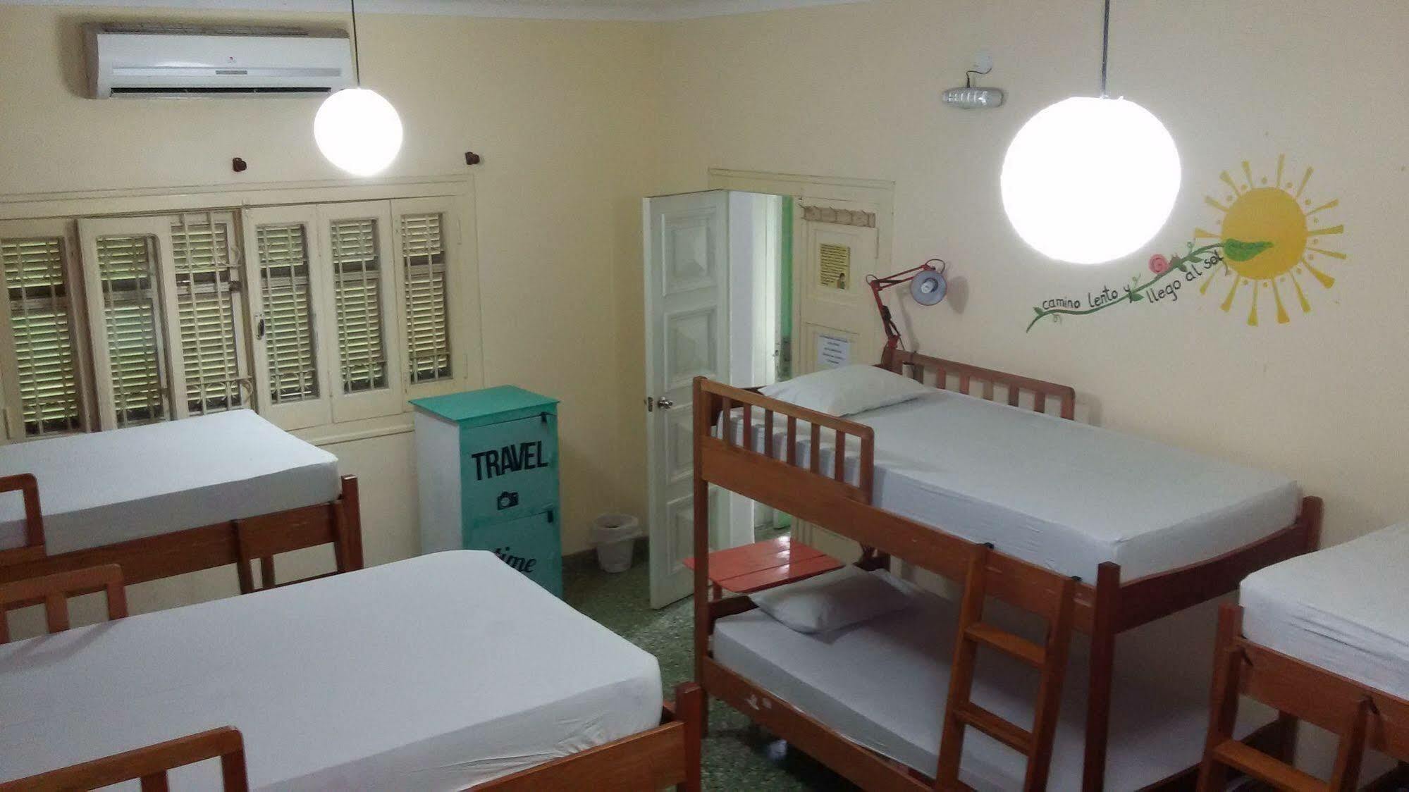 Hamaca Paraguaya Hostel Асунсьон Экстерьер фото